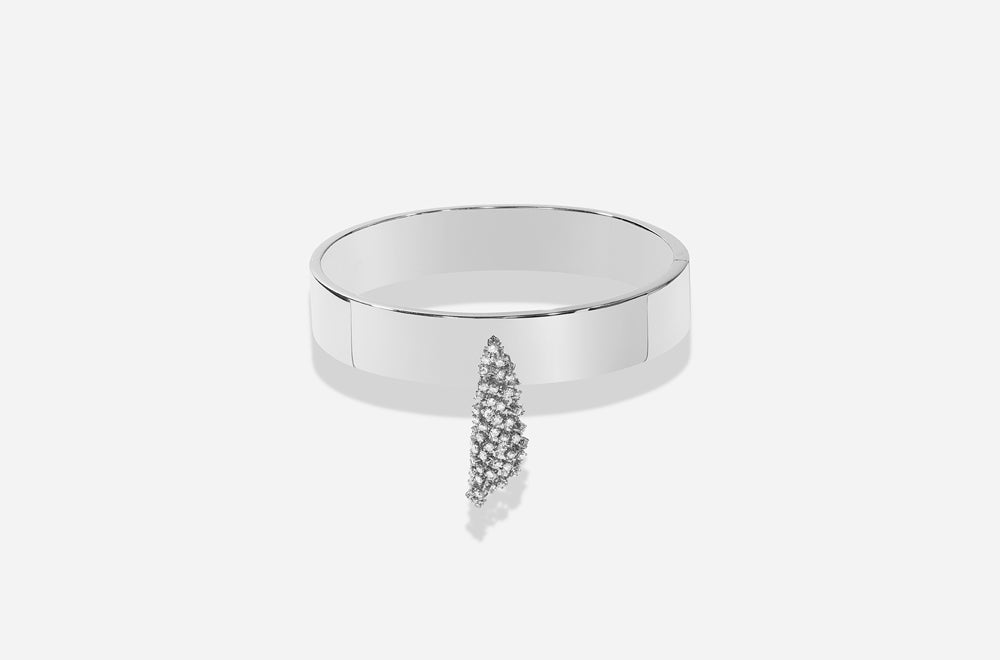 FLUID CUFF / White Gold