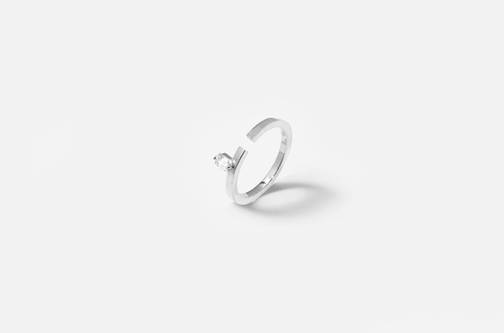 DISRUPTIVE RING / White Gold