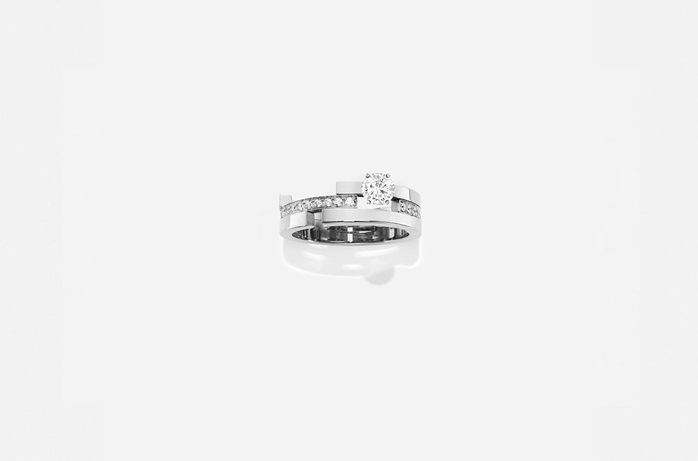 ENGAGEMENT RING / White Gold